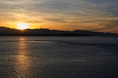 Sunset from Admiralty Head Lighthouse
It was freezing cold, but it was worth the wait for the "Blue Hour" after sunset this day.
